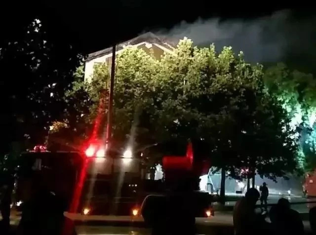 91CB15B00DBA55BC58668B9728B_43F48A32_4BF6D