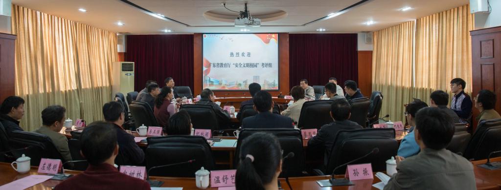 F965E060C59C7FCEEB57258603D_3D9C950B_EB37.jpg?e= F965E060C59C7FCEEB57258603D_3D9C950B_EB37.jpg?e=