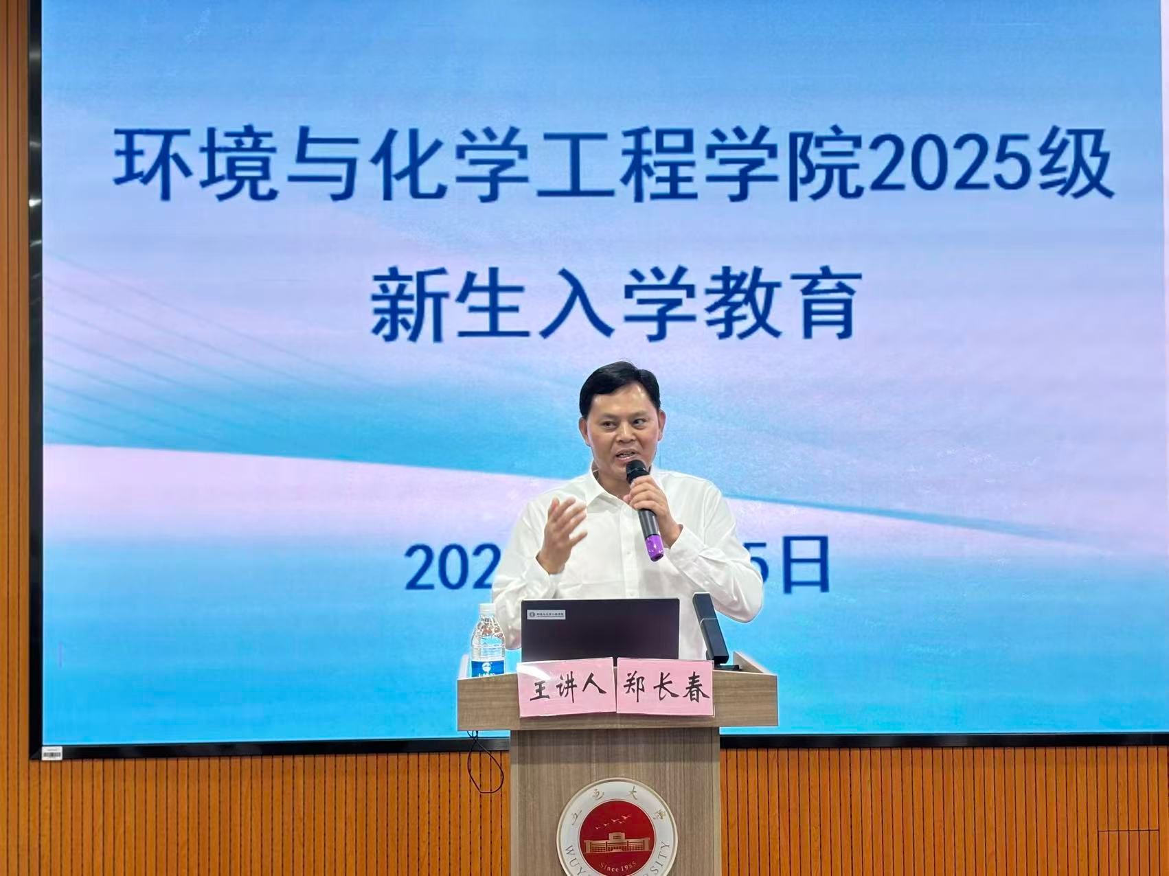 3DEAD63A281359F83A4A0C2080D_D2DA51CC_30A15