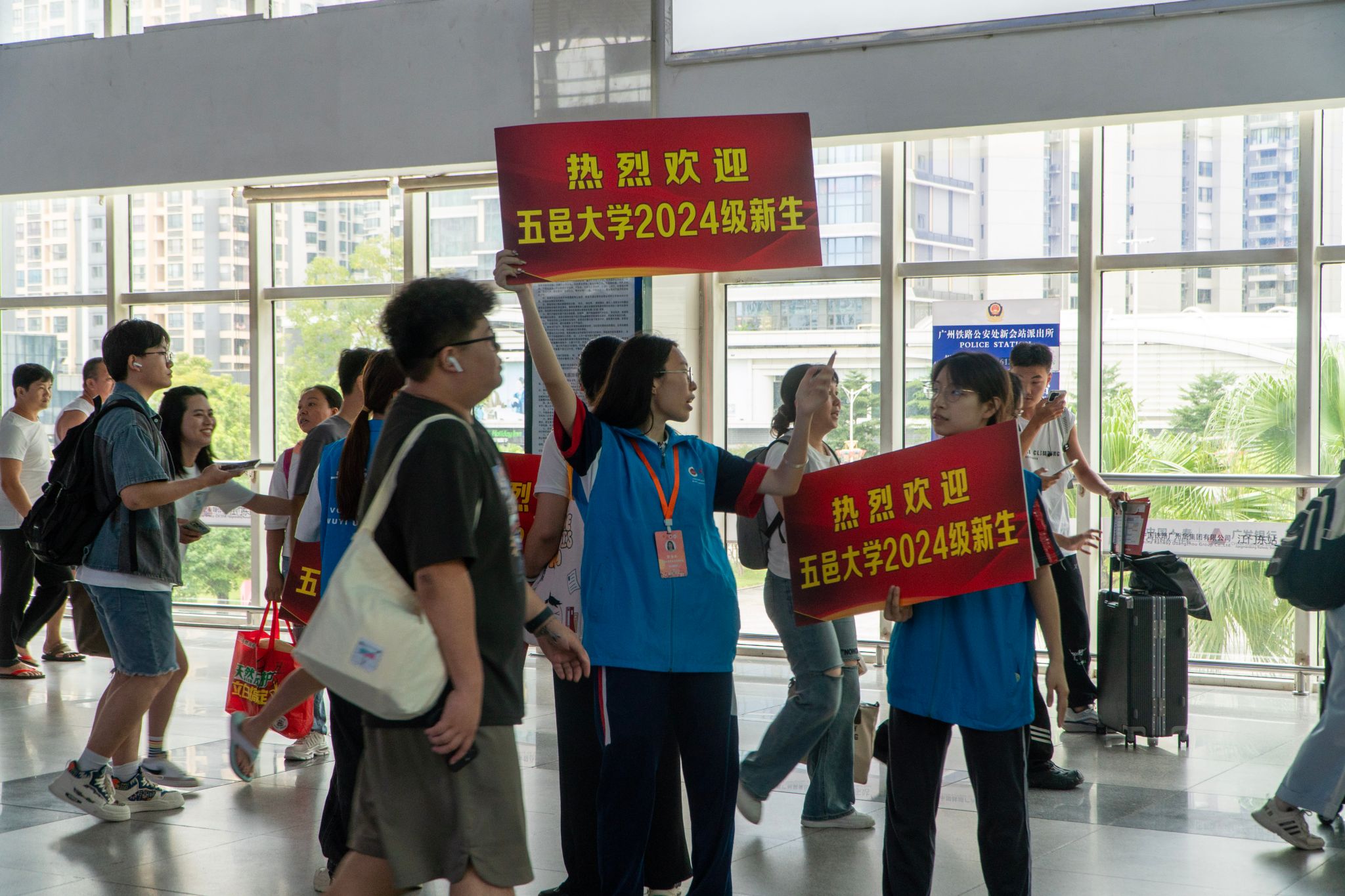 821E27FE4EC7A1B7D0EF1E12B7B_ED4F7F25_5EAEC