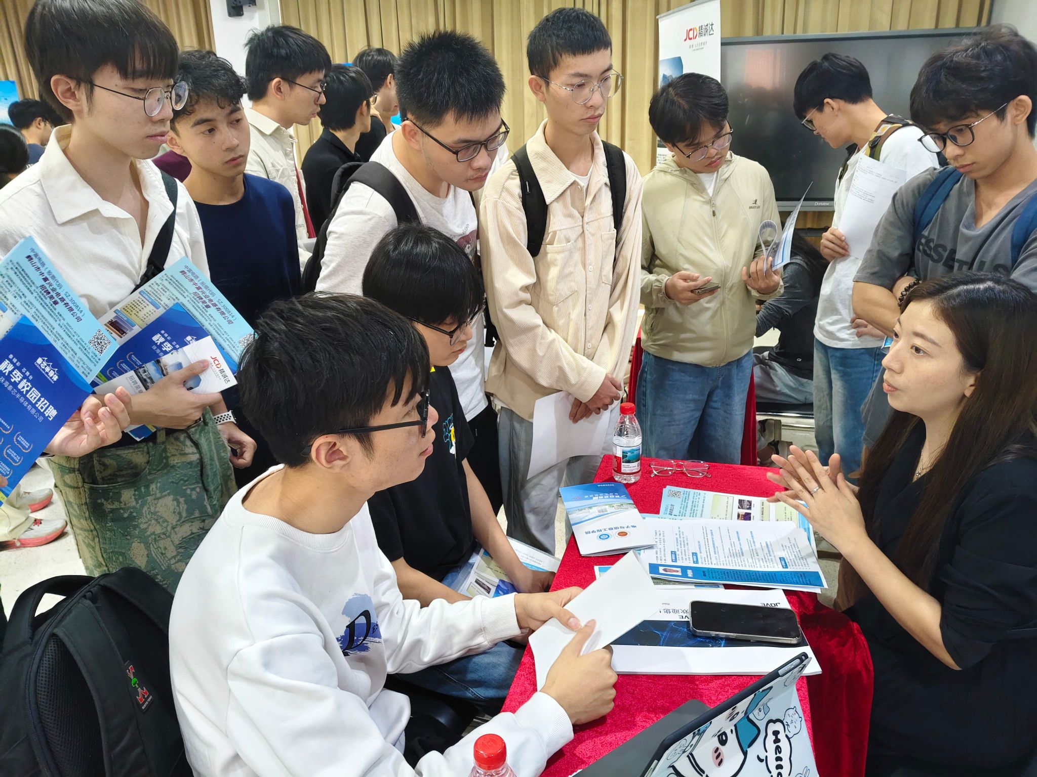 91F344CC4040C2EDD48C64B70EE_C0B42B8F_76BEA