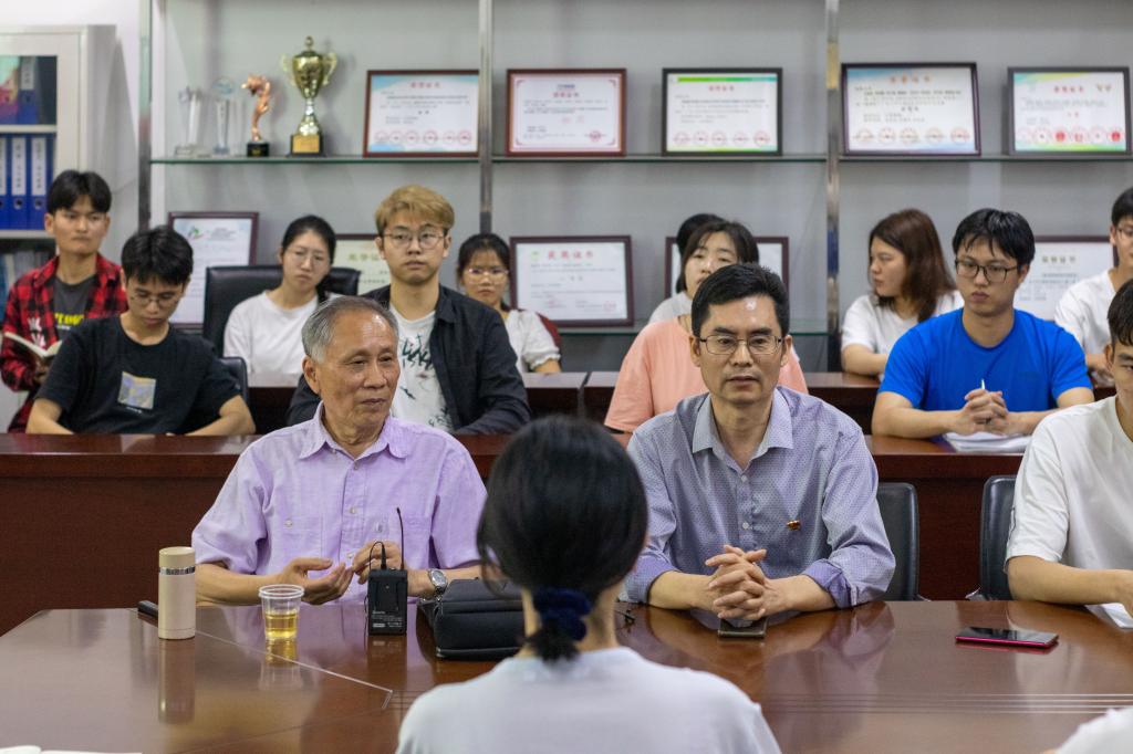 376A93F95CAF1FB81C41EC4F2C8_C518A655_16703