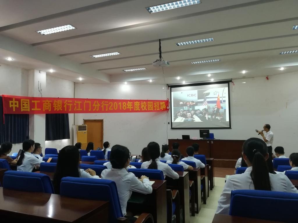 96AEA50911C883545BBDCD107DC_F9D5B3F0_13051