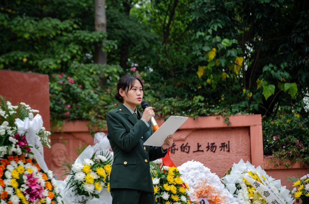 FF06476F9C73B14C77E668255F3_17BE880C_1B9D7