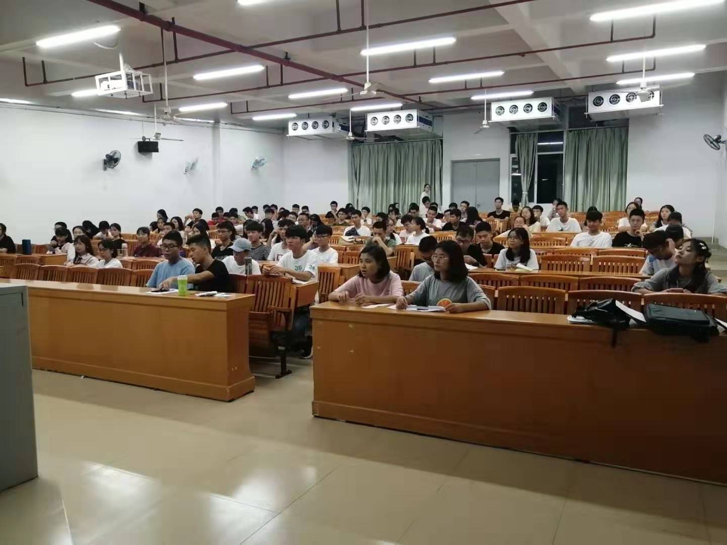 051B4487ABD71D9DE0BDCF7D4BE_28294D2A_20033