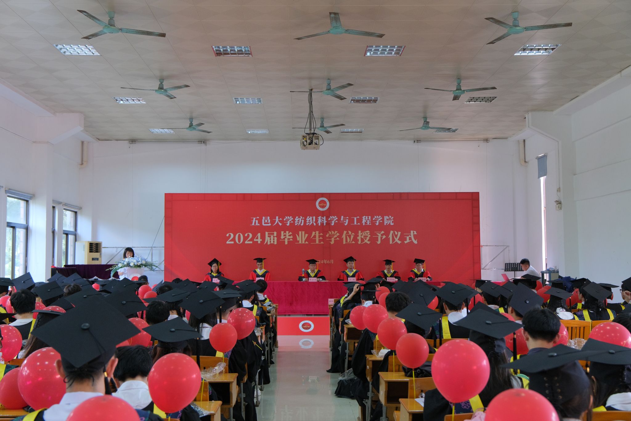 B89106F1D240A1B05D41F9F1054_82FCE1E4_43CB9