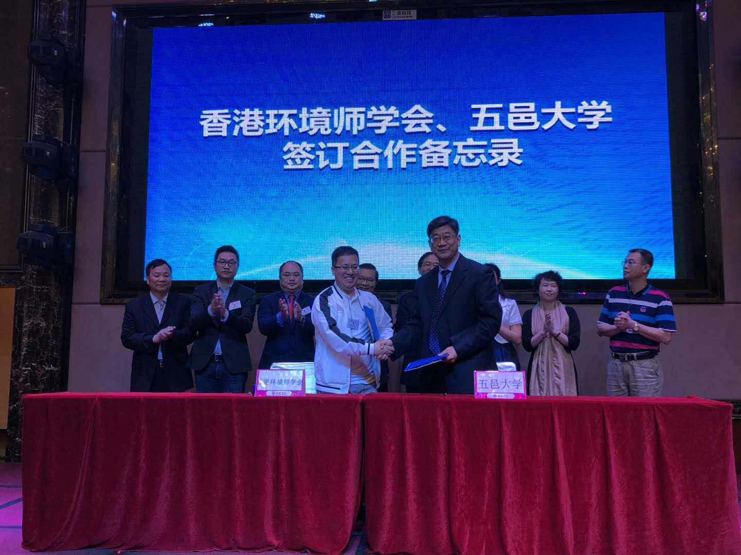 C2EAC3F071F9FF86E567EB96756_AF2B509A_1F1BD C2EAC3F071F9FF86E567EB96756_AF2B509A_1F1BD