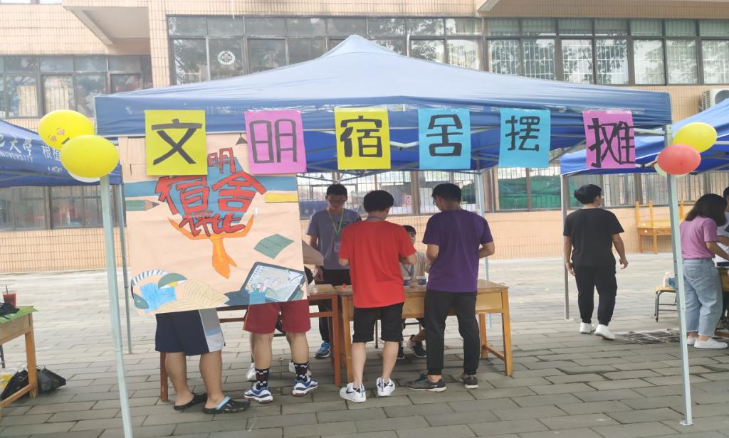 52145B0374D56A9D8BDFA37A00E_6A65319E_18C72