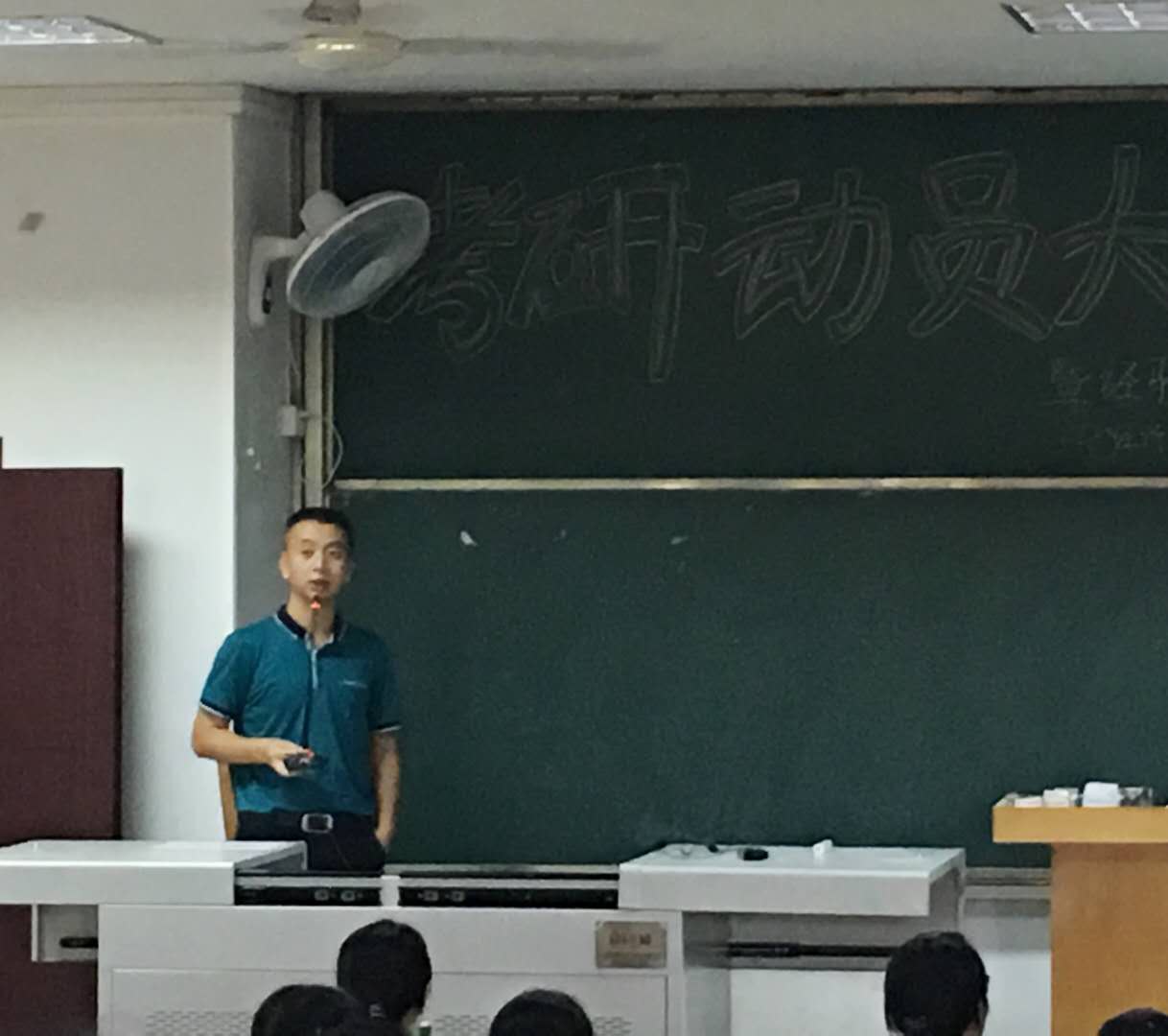 27827BCD8AE851F50B84DBD0329_AE9F5DD0_ED86