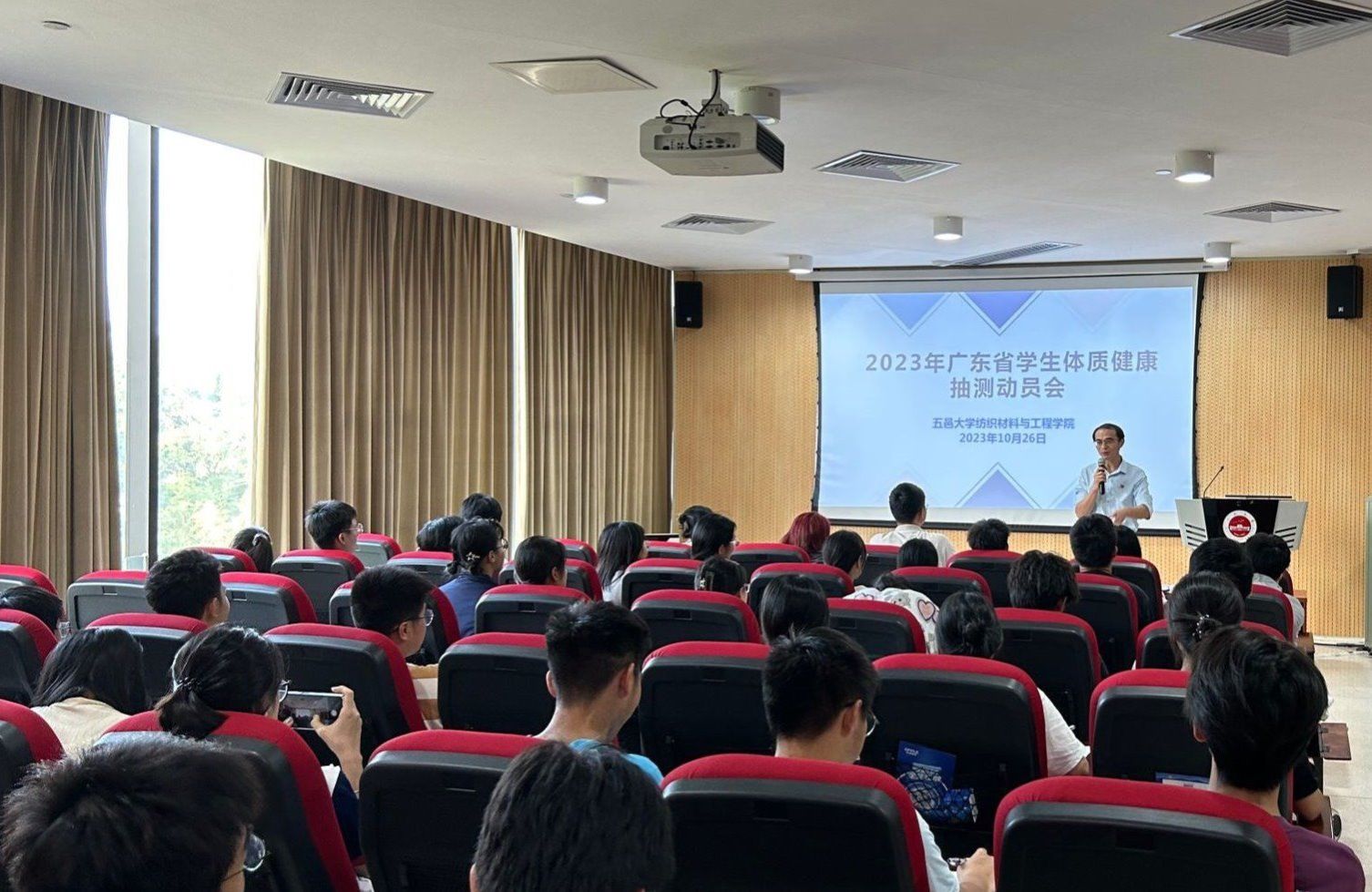 EE403F8D01E66928C3146F78A20_D6C6E747_359D9