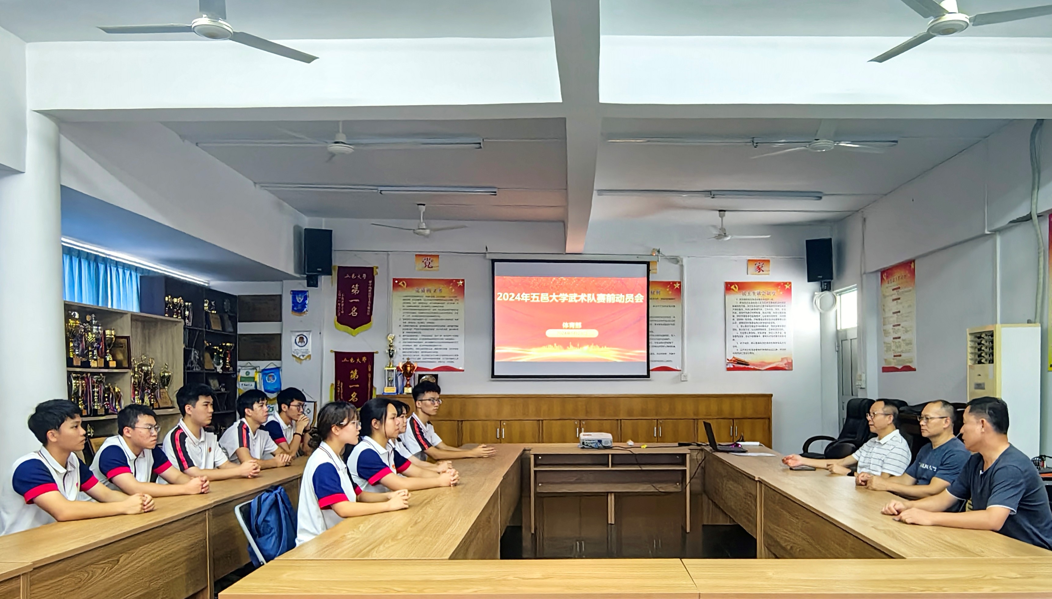 F7C9ABB4AE65C8196007E548013_95B1797A_144C67