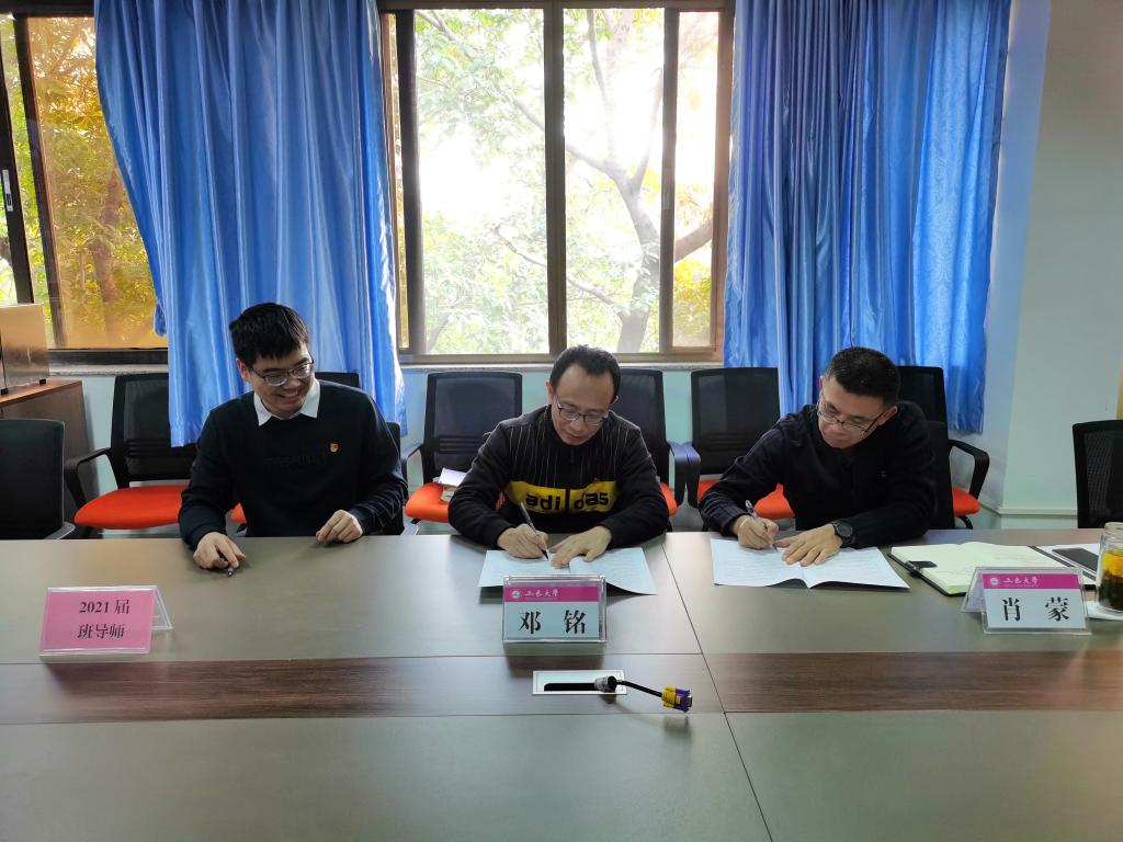 5FE59ABD5976EFF85D299EC53C7_1EB6B012_198DE 5FE59ABD5976EFF85D299EC53C7_1EB6B012_198DE