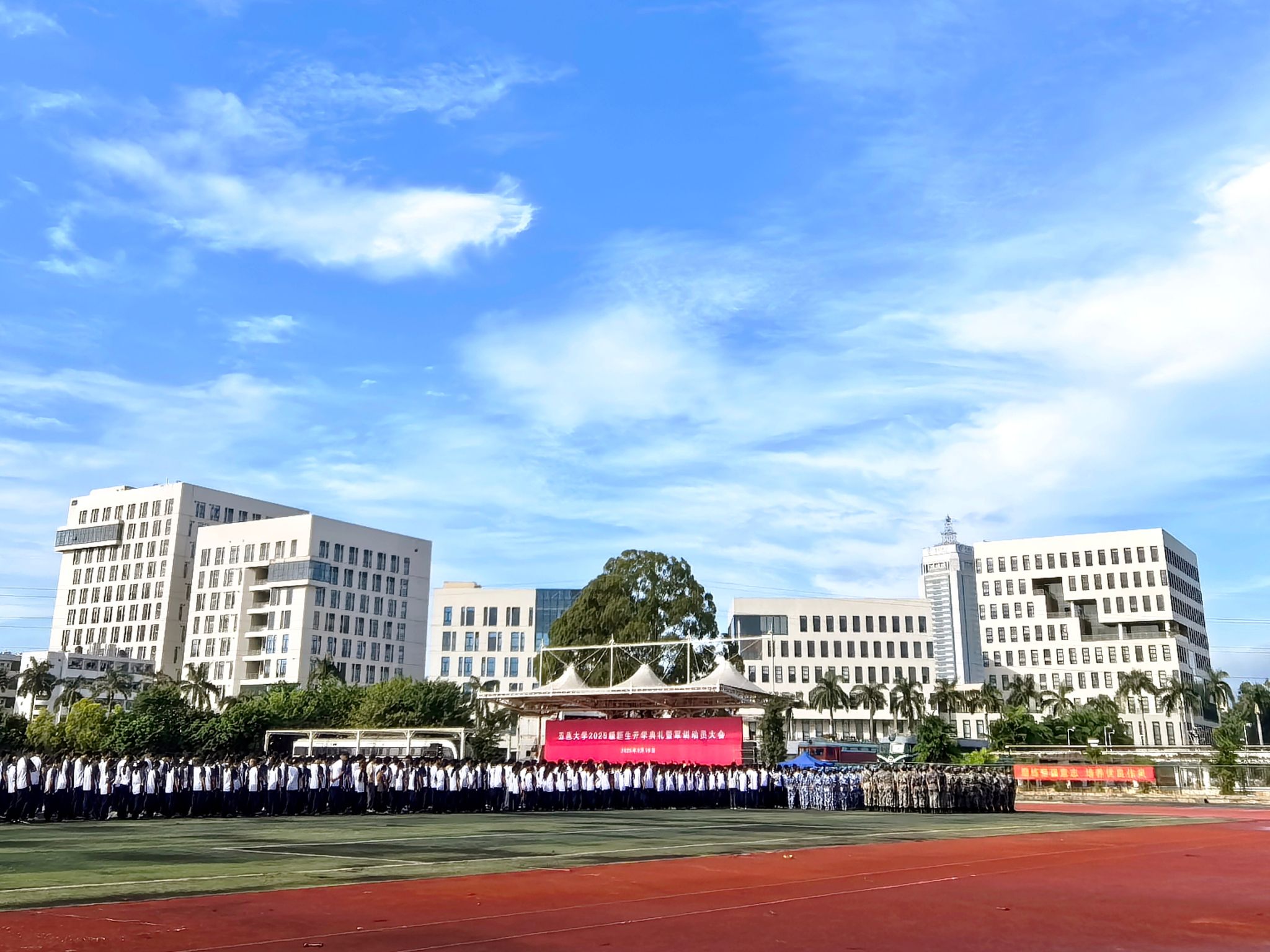 4EC523DB63F0D94F25D007EBB9F_1DCAE563_5D8A1