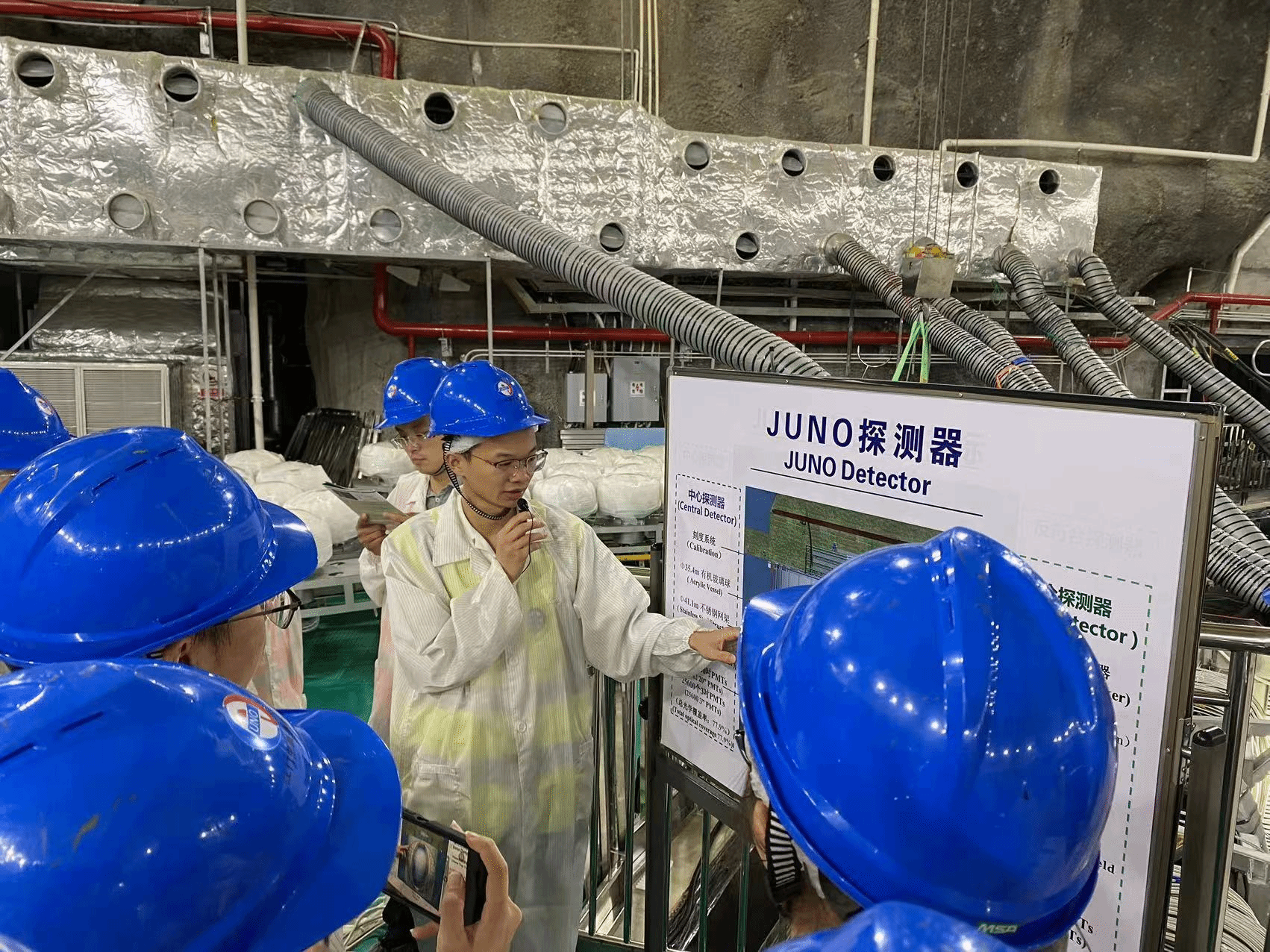 F4FED093481483F1FA0F8A8FFA8_30499184_12B53D