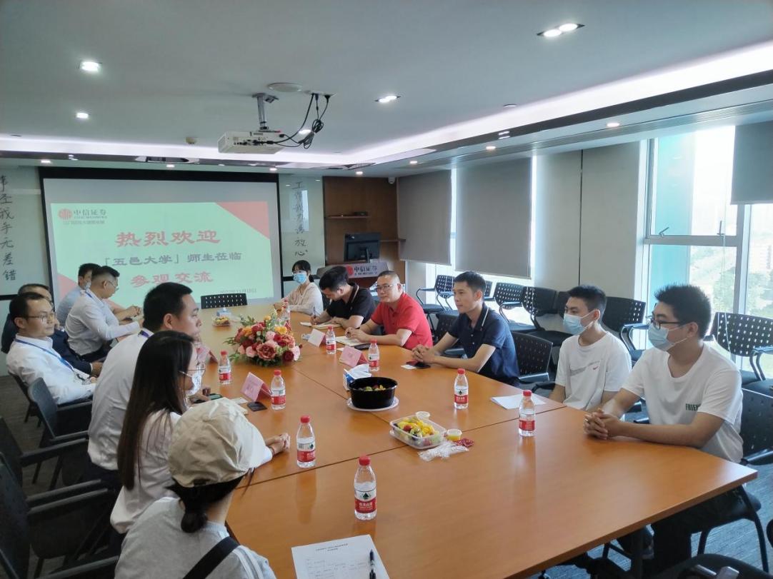 521BA7C05DE2BA4D9DA89ED5502_88948F1E_18F20 521BA7C05DE2BA4D9DA89ED5502_88948F1E_18F20