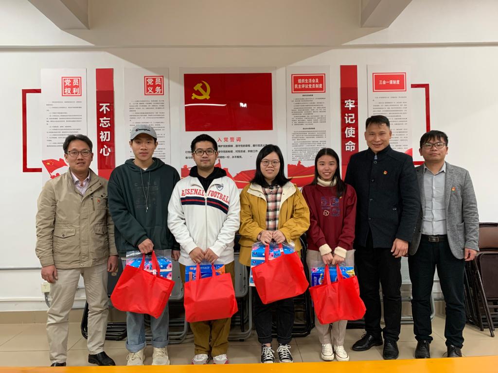 30B811E3CAD59EB699A8F4A1CB4_4665B138_1AF47