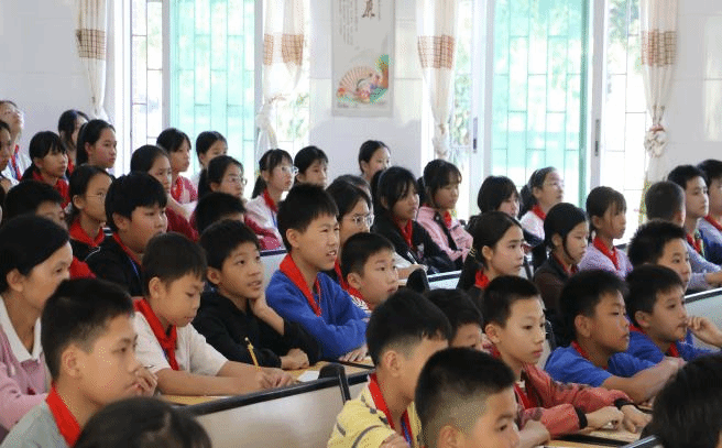 2867227CE0F71D46FEEAD646A42_DDA8EC00_25E51