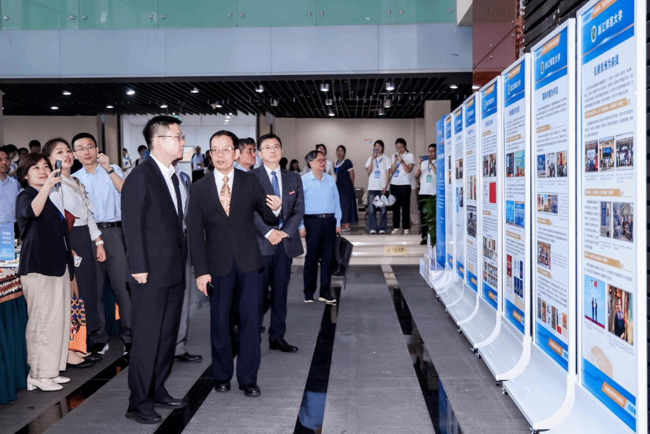 369214EBE5F0AF07E94E2FFBF81_23FC7BFD_79B79