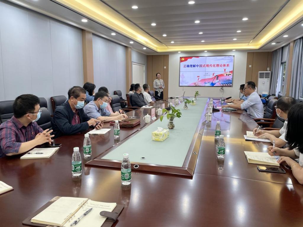 725DFE31EA29AEA8F37FA6E065F_8105EA71_18ACE