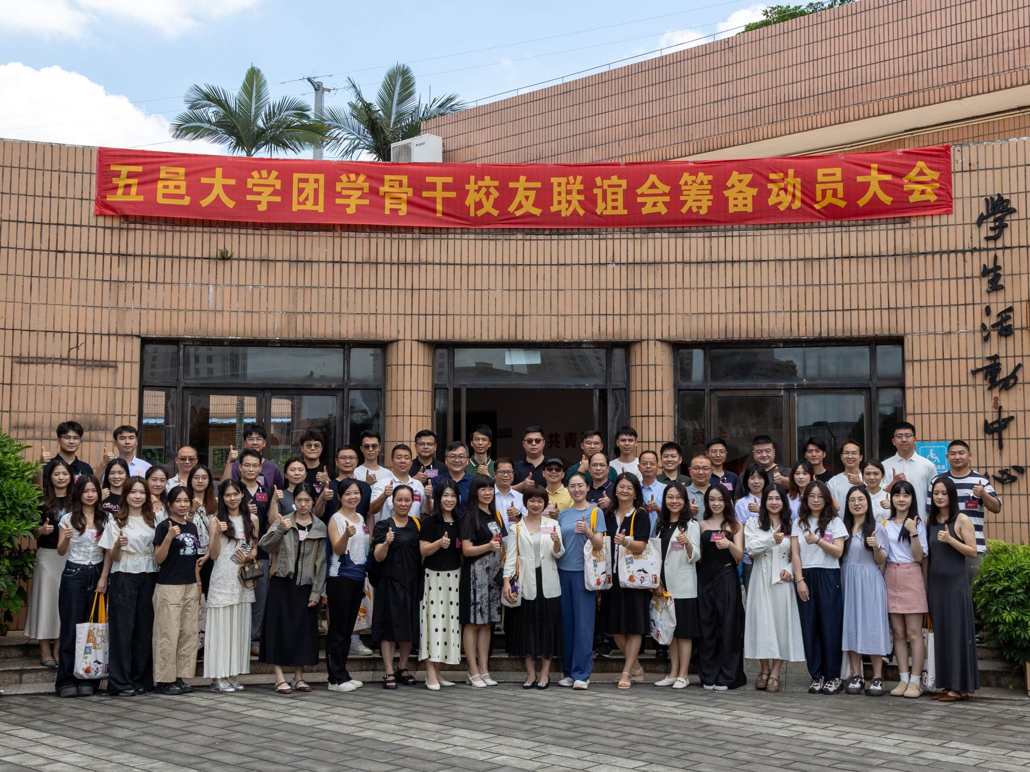 194BAC88F72E8E3E2CABC16A73E_DC8796B3_98045