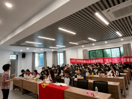 9DFE1791894F7498FE33CAD695C_12911926_1C7B6