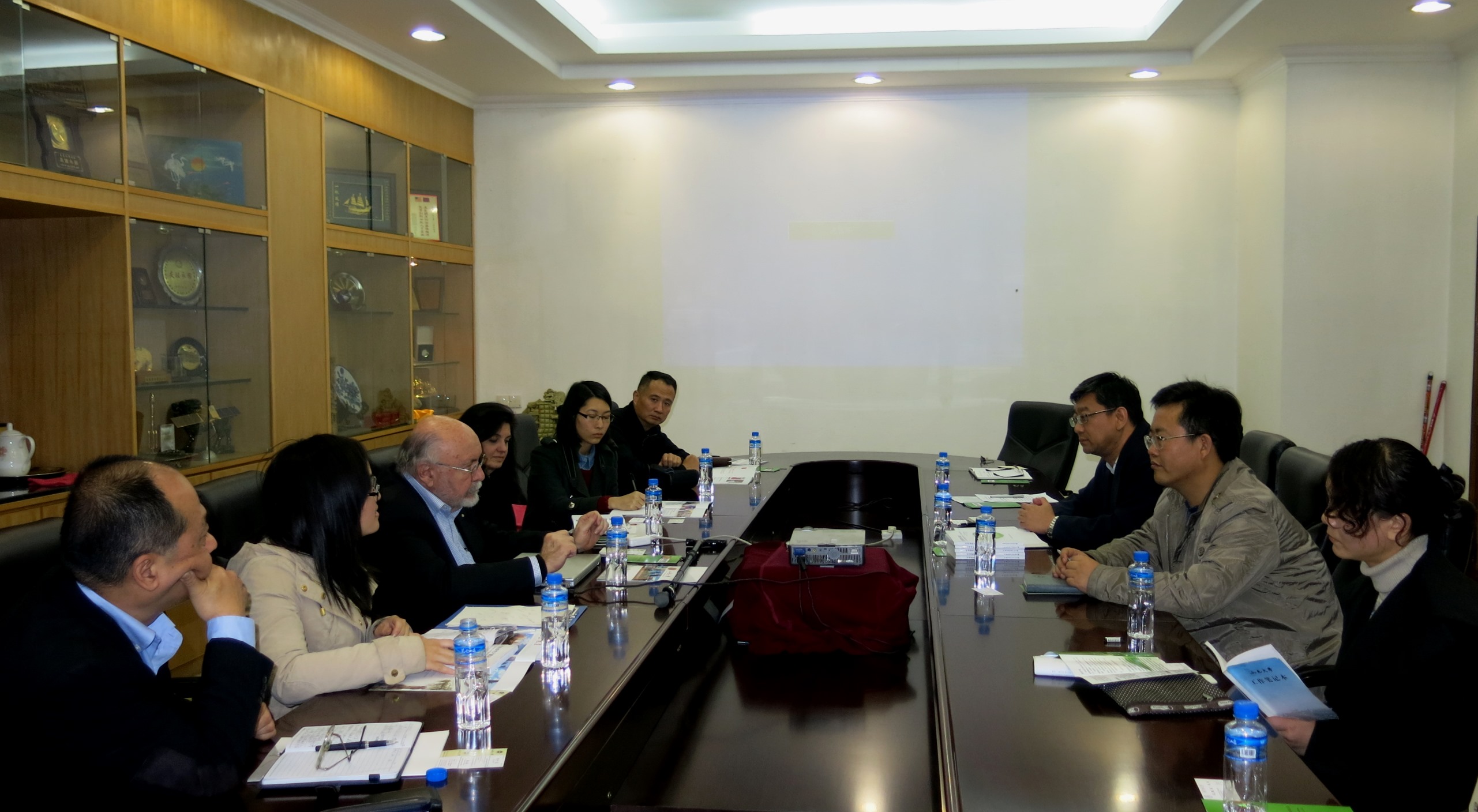 84F88422FB393845A0828D906A2_E45BAAF0_7F153.jpg?e=