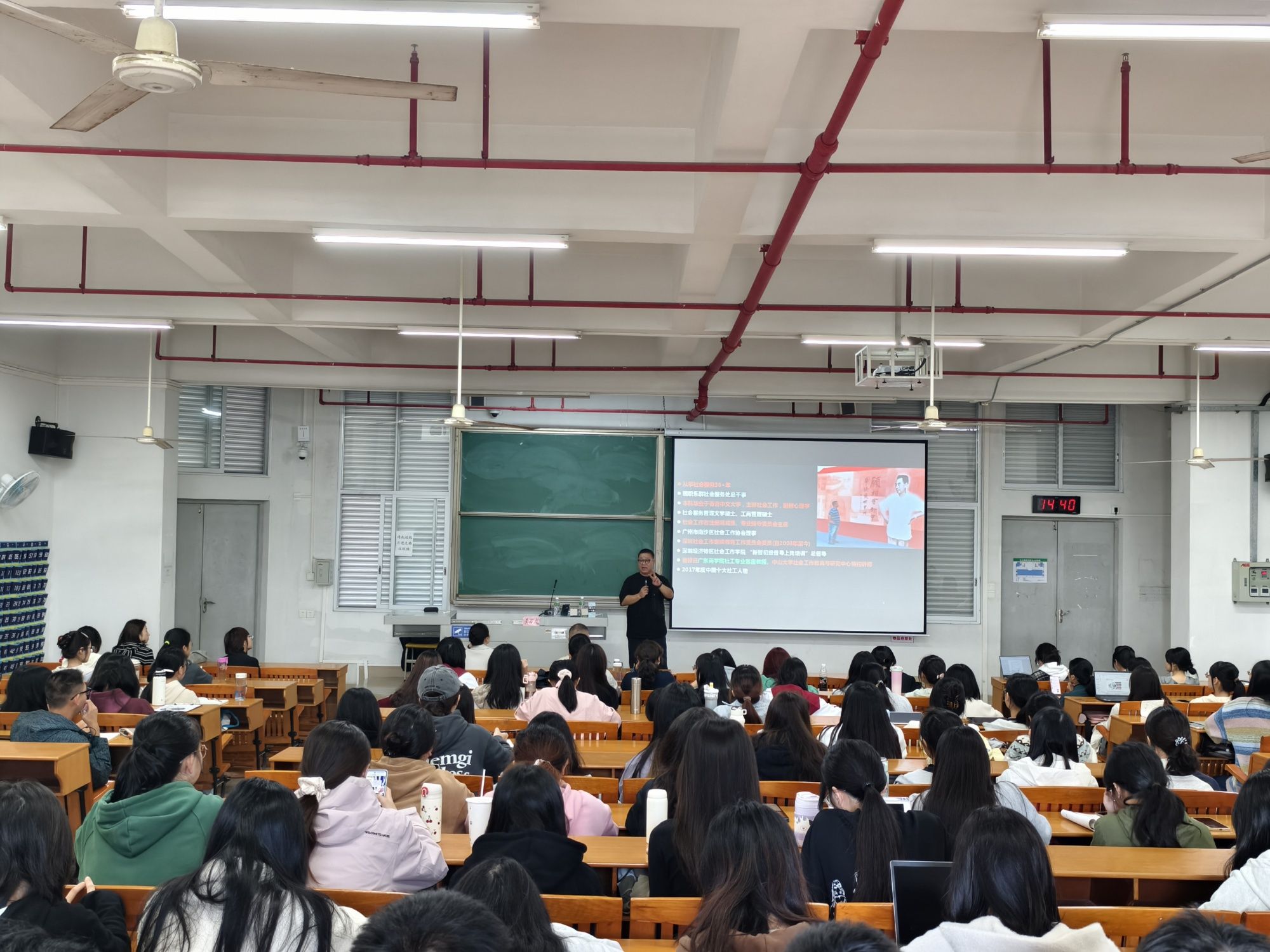 D1DB0628E8455B90415B3DE85F2_C2DD363E_58250