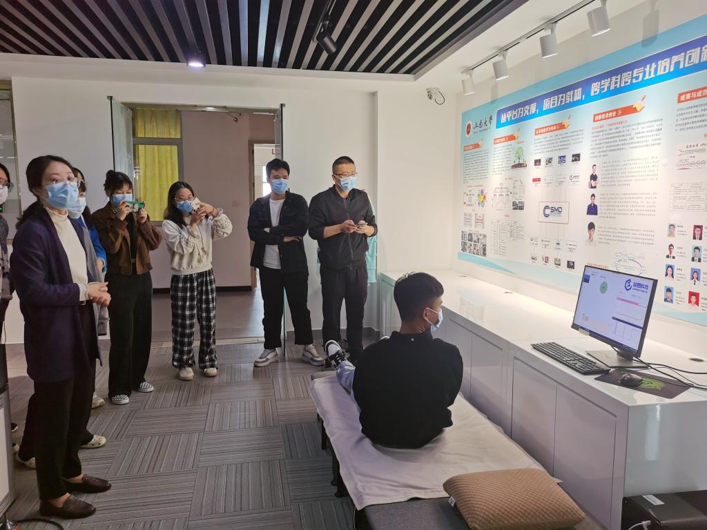 CBD492E2C432D23F8C47EC5390D_45F3A845_1B3BA