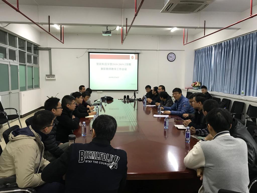 AB3F595E92E5E96B9F78DF0E1A7_47436864_18ED0