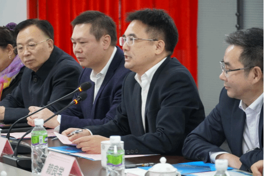 734FC176F831763ACF4D29DE1BE_1BBB5347_19420