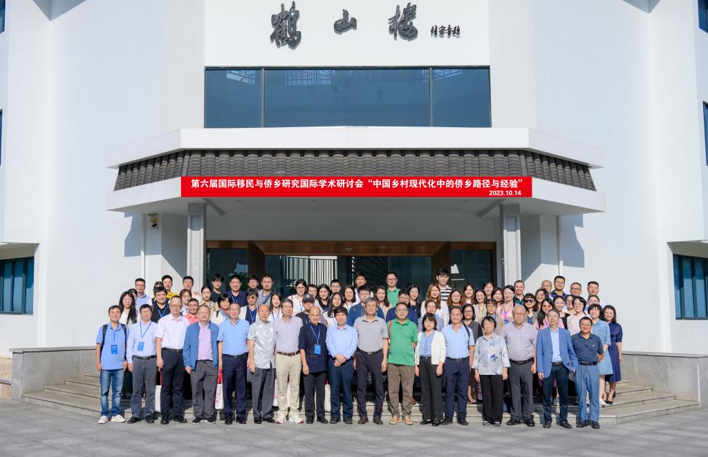 04279310D1CD05C1FBFFA27B3B0_A634A1F8_175A2.jpg?e= 04279310D1CD05C1FBFFA27B3B0_A634A1F8_175A2.jpg?e=