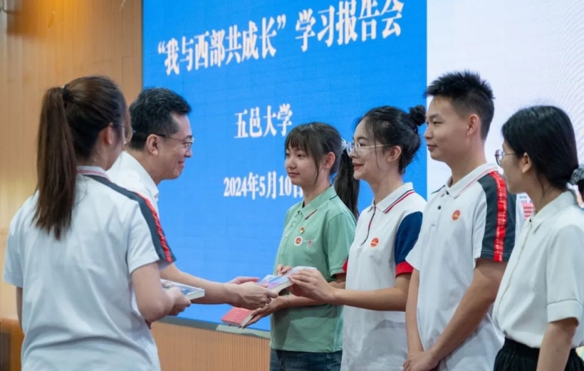 9650BA300B68F648326794ED569_6B8B1E9D_40A60.jpg?e= ½ÃÅÒ¼ºÅÓéÀÖAPP2.jpg