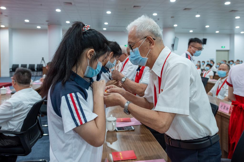 91D28BE36A38BBFB61EDF33A2D6_11A34581_15675