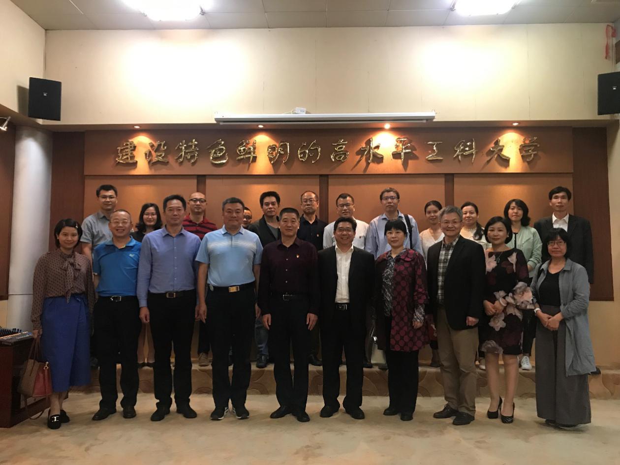 020D9E43AC5512EE4D1C759197D_8D2E3C35_1CBAD