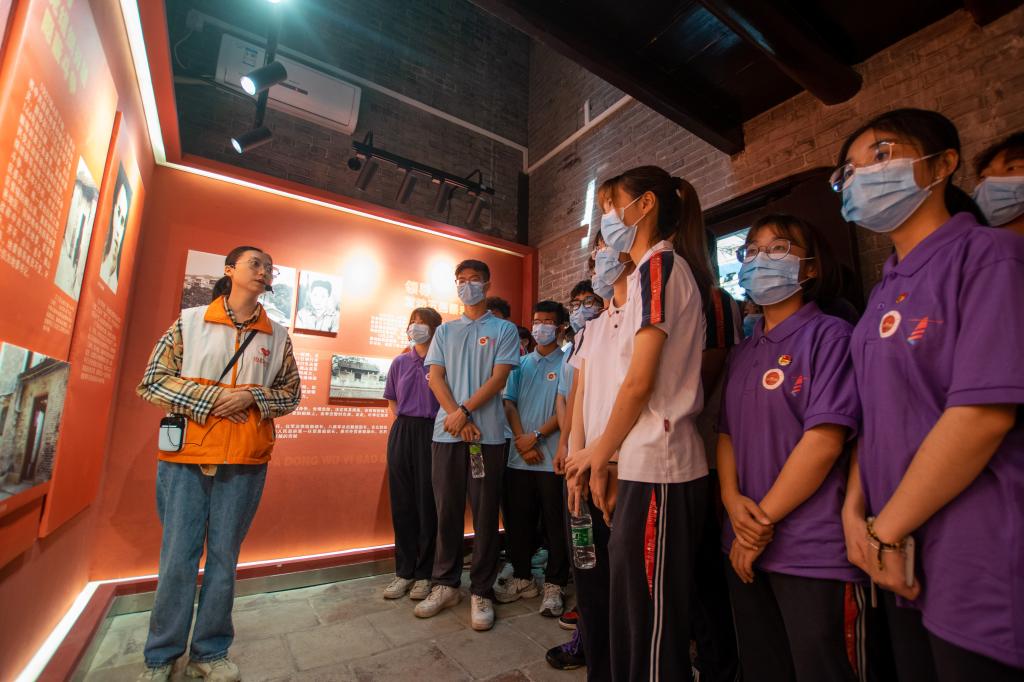 06F83CDD9596F36E4E30A4AC83E_34372C6C_1834A