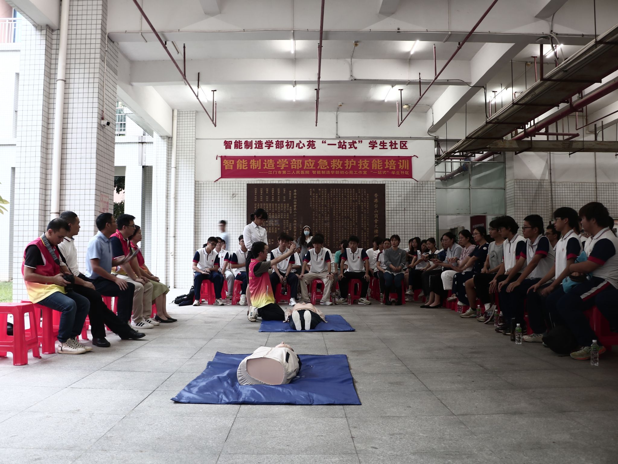 75722A4E950A210CD4A3744886F_3E40B71E_7141D