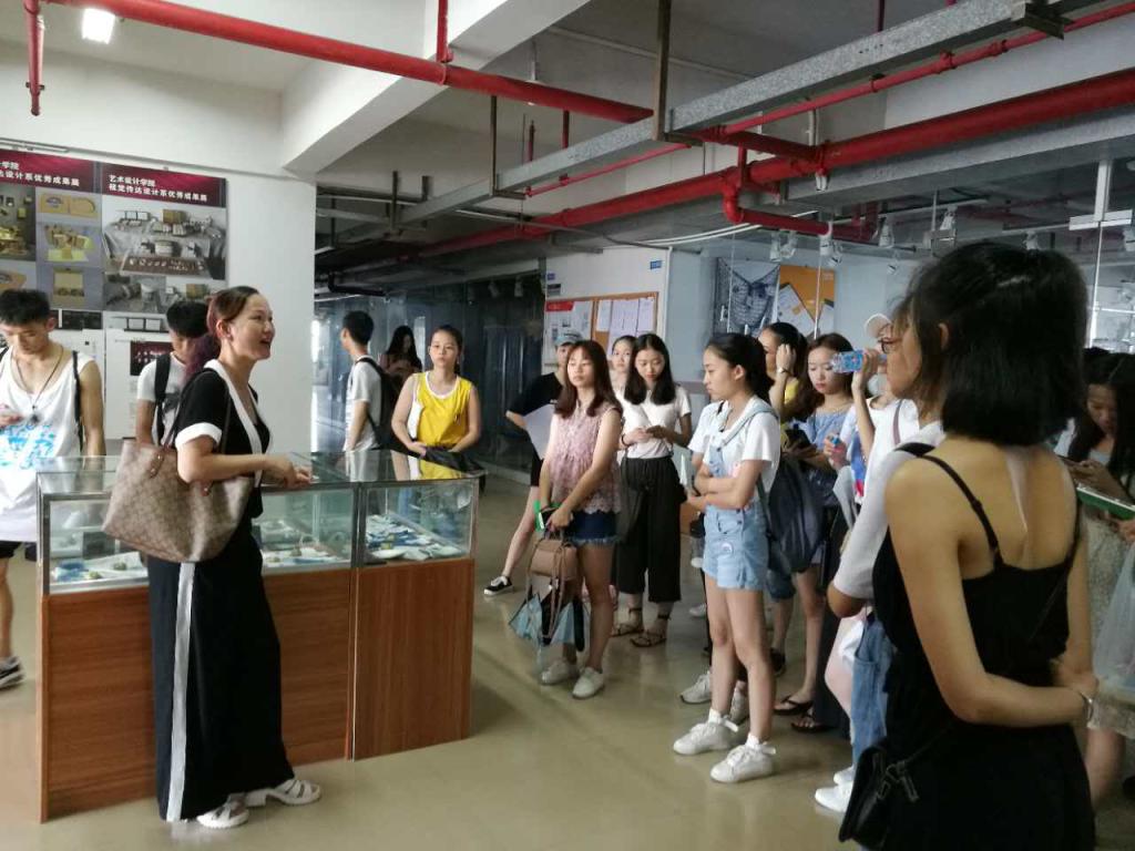 01260F7F59FA21C28F18319D8B9_A92D066D_1926C