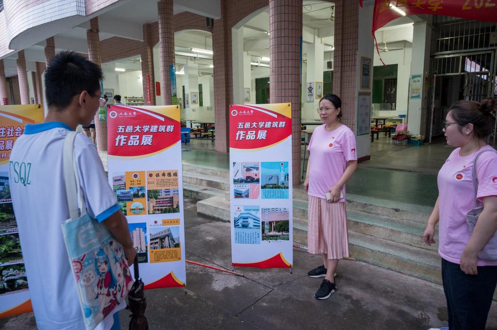 EEFFF9B507DBE1EDE0A07E0D00A_1953C6A3_1C3E4.jpg?e= EEFFF9B507DBE1EDE0A07E0D00A_1953C6A3_1C3E4.jpg?e=