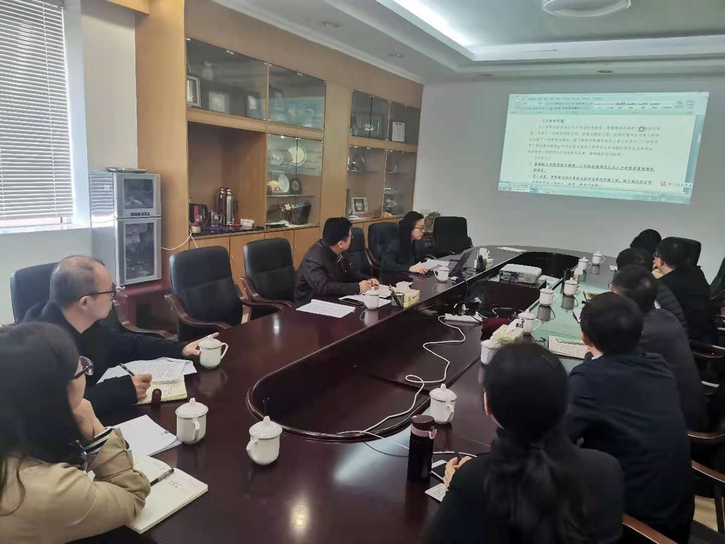 FEB1BBE3836BADD712C92D4E02E_A270D872_204D3