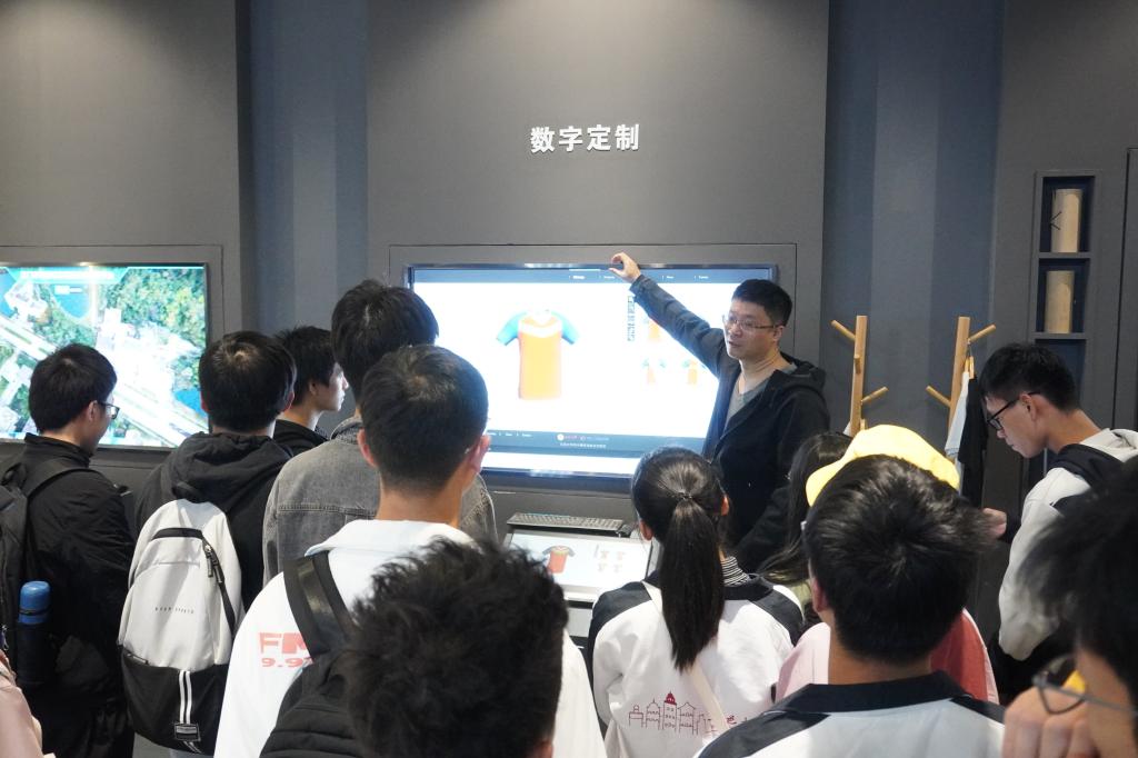 6669238B1E0584F08AB557F2940_B5DDB6C3_12ED3