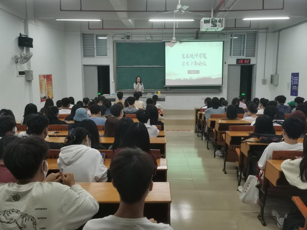 F1690FFC3D58F336536DA2CC043_7324E8B6_159D2