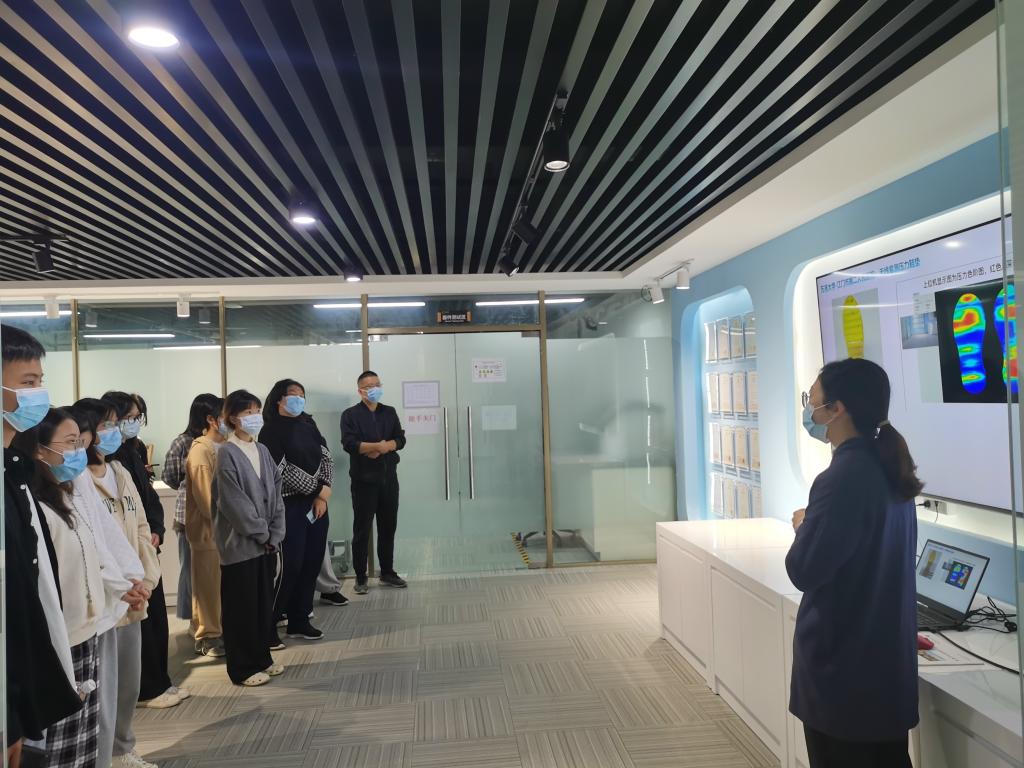 9E04A26962B49C2920CB78DE2D7_F02DB86D_1C7BB