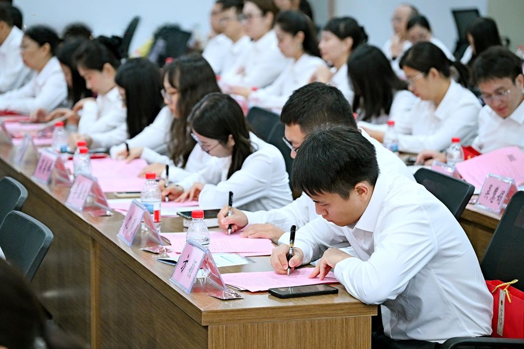 05FBFDEB15AF294789DC8918143_A0DDC956_1B16E