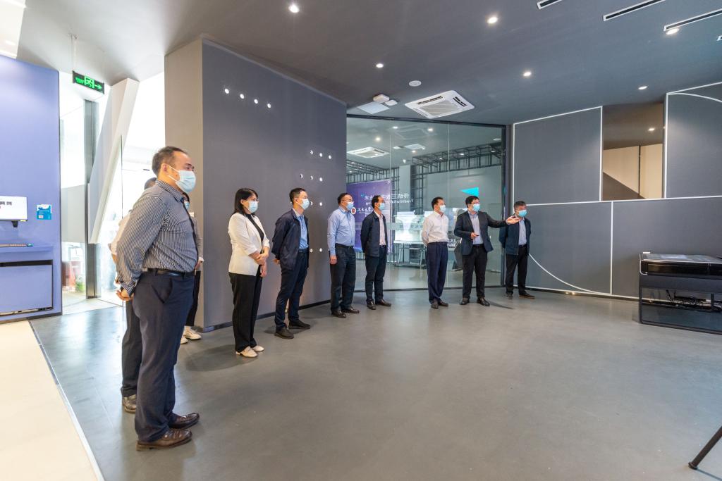 A45F6B8851D79A2ED52FEB6DA8F_E6FAA22F_118DB