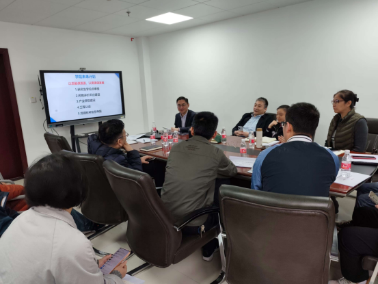 6715B0621892BF180156F2D3371_0EB5AB93_E099B