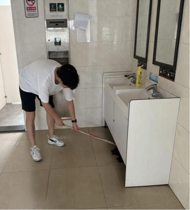 FA4277DA112EEBC866E0DA07D4D_FBBDE34B_2588C