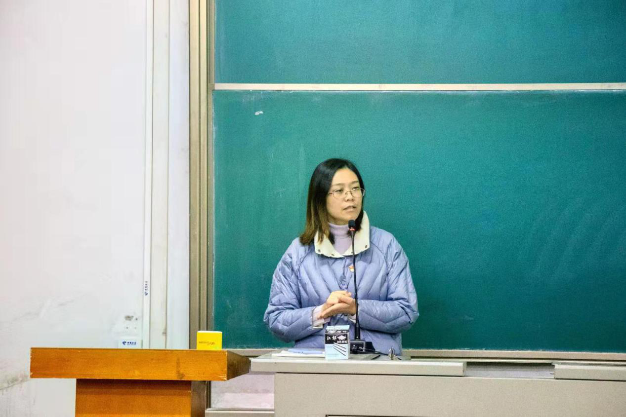 9CB9C60E0FB45E575CED11A28F2_E397BCB8_D8CC3