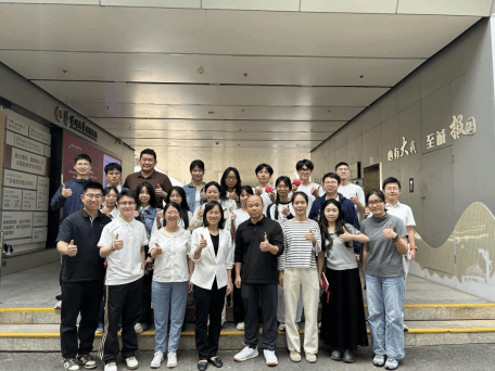 ��֯��ѧ�빤��ѧԺ�����ڴ�ѧ����ѧԺ��չѧ�����齻��