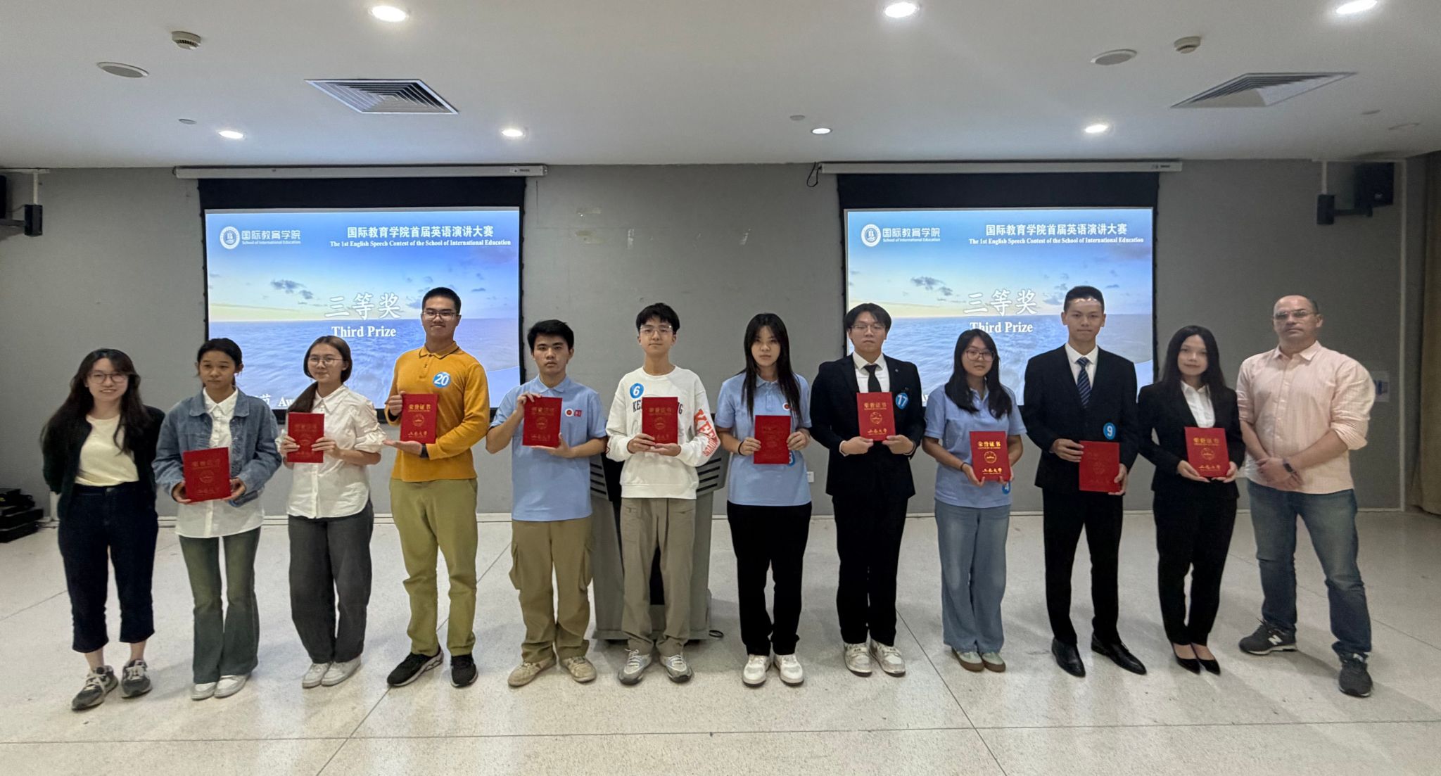 42DDB23E86E1ED755501F2D1721_BACC765F_416B8