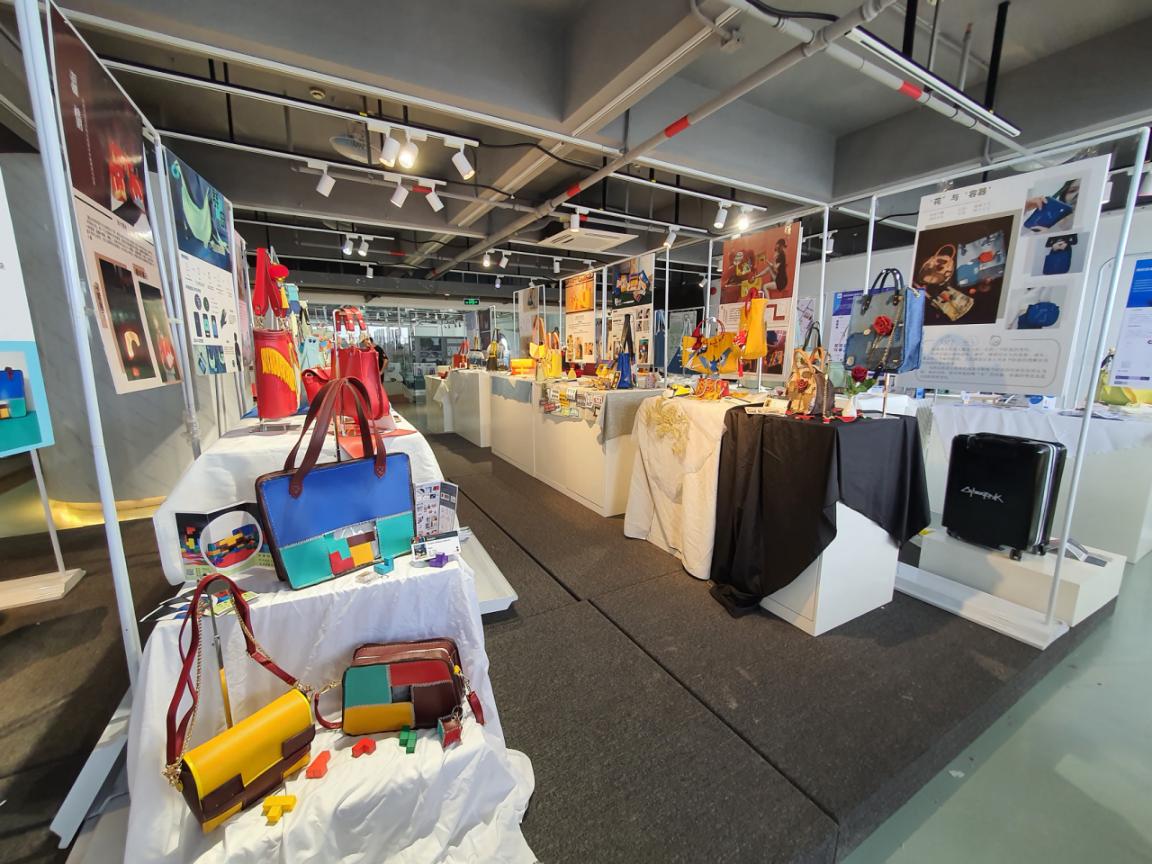 ED9566C9D3EE8A00CA08F236AD3_9689083F_26199